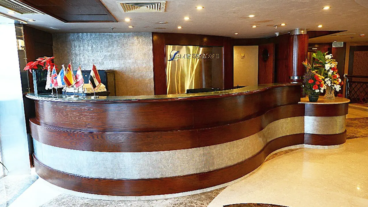 رحلة الباخرة بلو شادو II